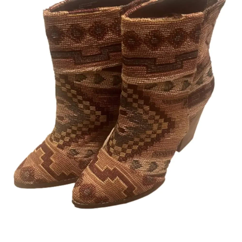 REVOLVE Kelsi Dagger Zidane Tapestry woven heeled Boots Aztec size 7.5 western